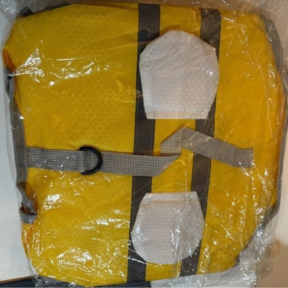N/A bee design